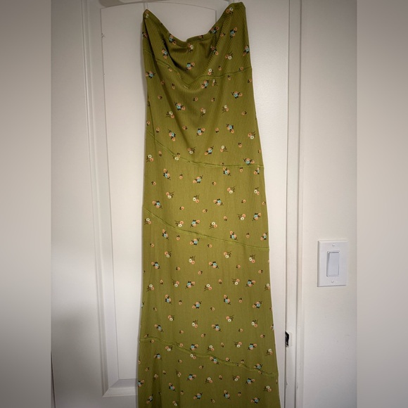 Green floral tube top maxi dress, see you Monday size large - Picture 4 of 7